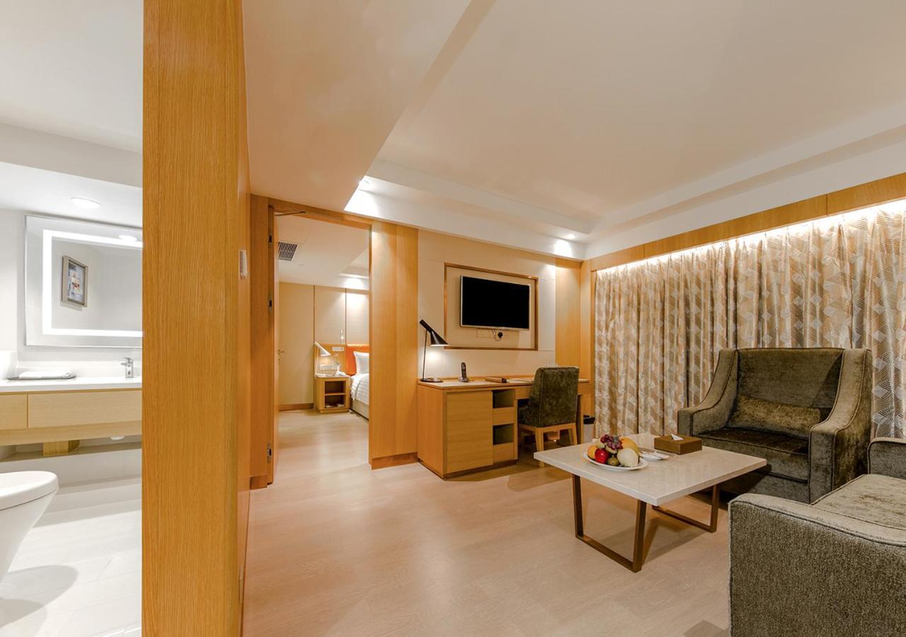 Royal Dragon Hotel Makau Bagian luar foto